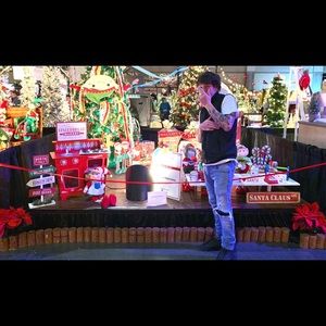 Meet your Posher, John